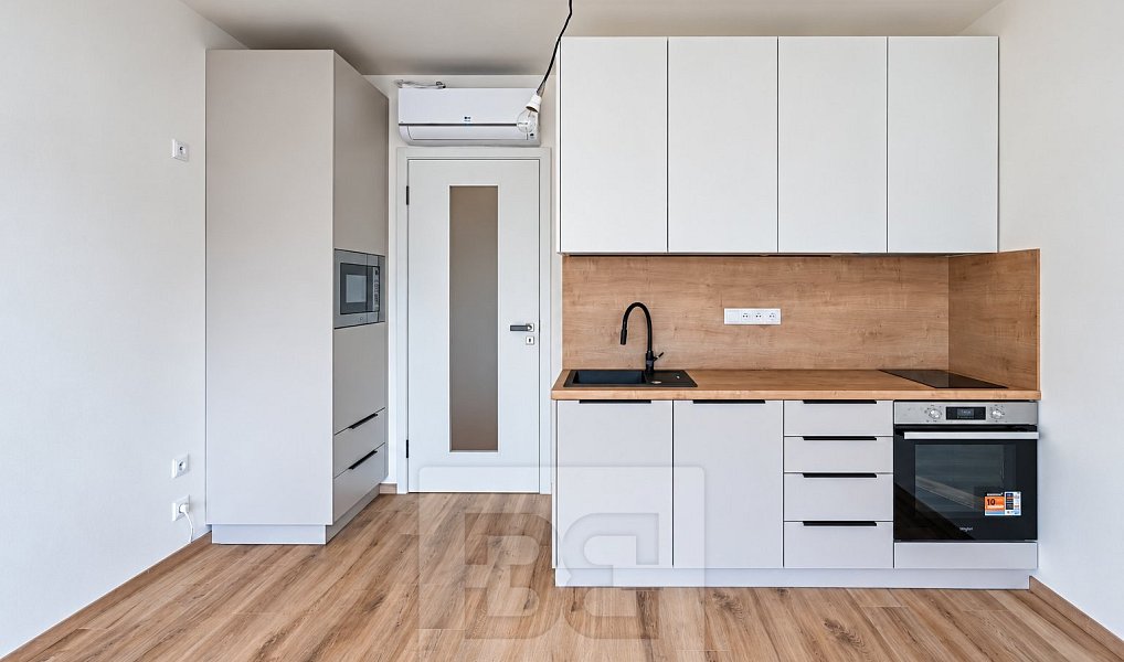 Pronájem bytu 1+kk, 32 m², Hloubětín - Praha 9, Praha