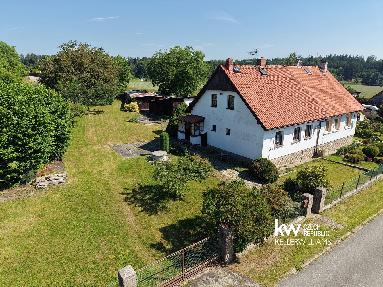 Prodej domu 120 m² s pozemkem 1 198 m²