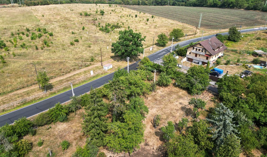 Prodej stavebního pozemku 808 m², Husinec – náhled fotky 5