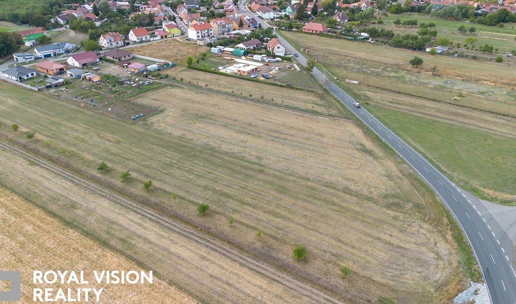 Prodej stavebního pozemku 2 035 m², Březí – náhled fotky 12
