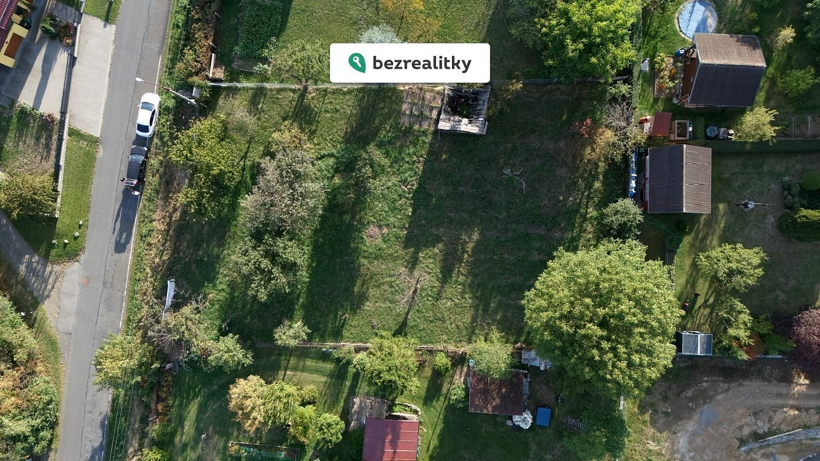 Prodej stavebního pozemku 500 m² – fotografie 3