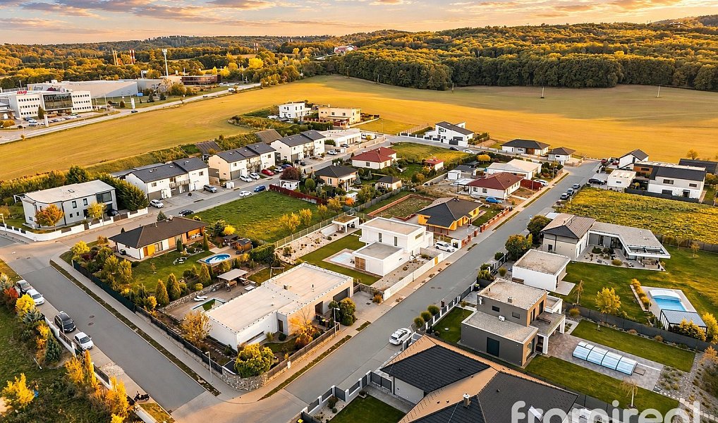Prodej domu 191 m² s pozemkem 1 001 m², Popůvky – náhled fotky 37