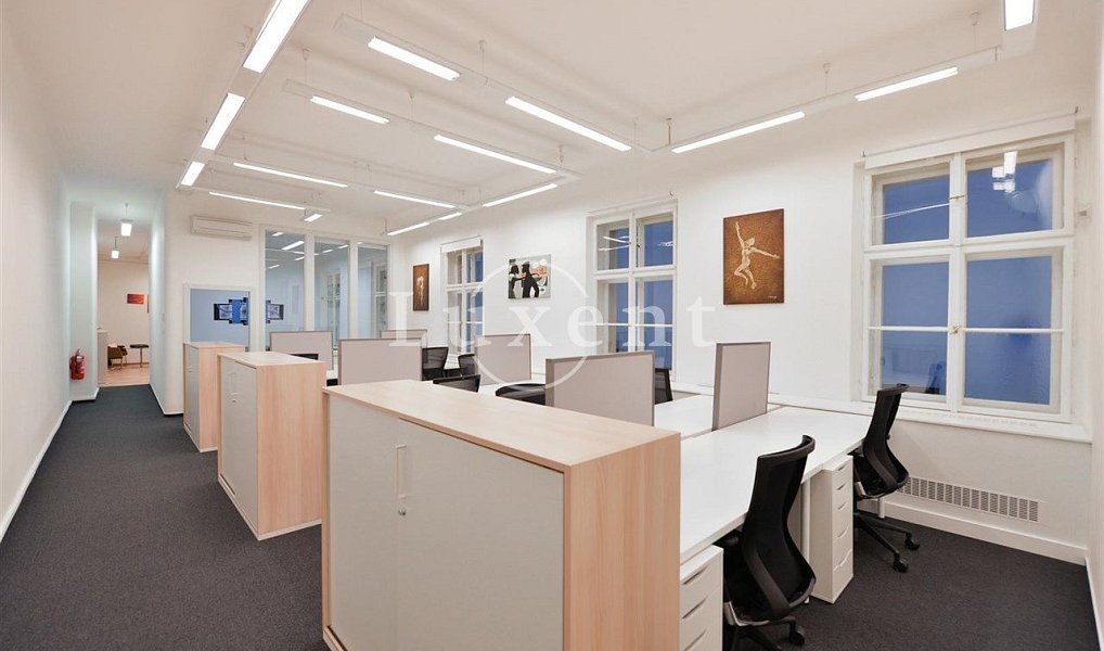 Pronájem kanceláře 117 m², Praha – náhled fotky 3