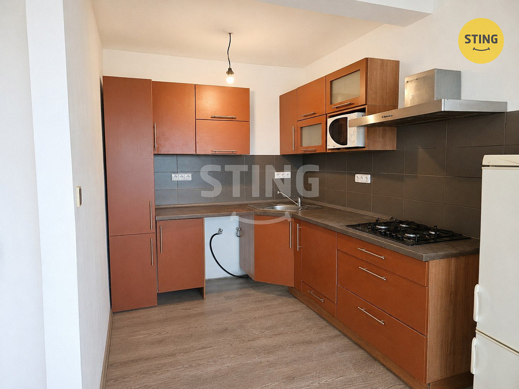 Prodej domu 220 m² s pozemkem 332 m² – fotografie 3