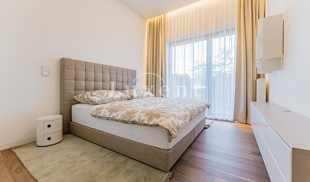 Pronájem bytu 3+kk 145 m², Praha – náhled fotky 5