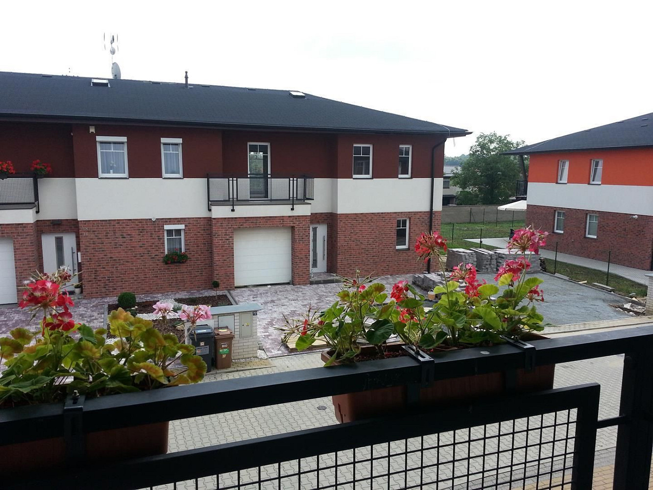 Pronájem domu 160 m² s pozemkem 590 m²
