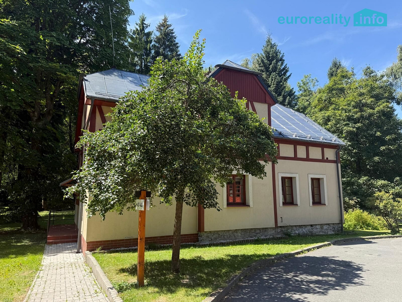 Pronájem domu 160 m² s pozemkem 378 m² — photo 3