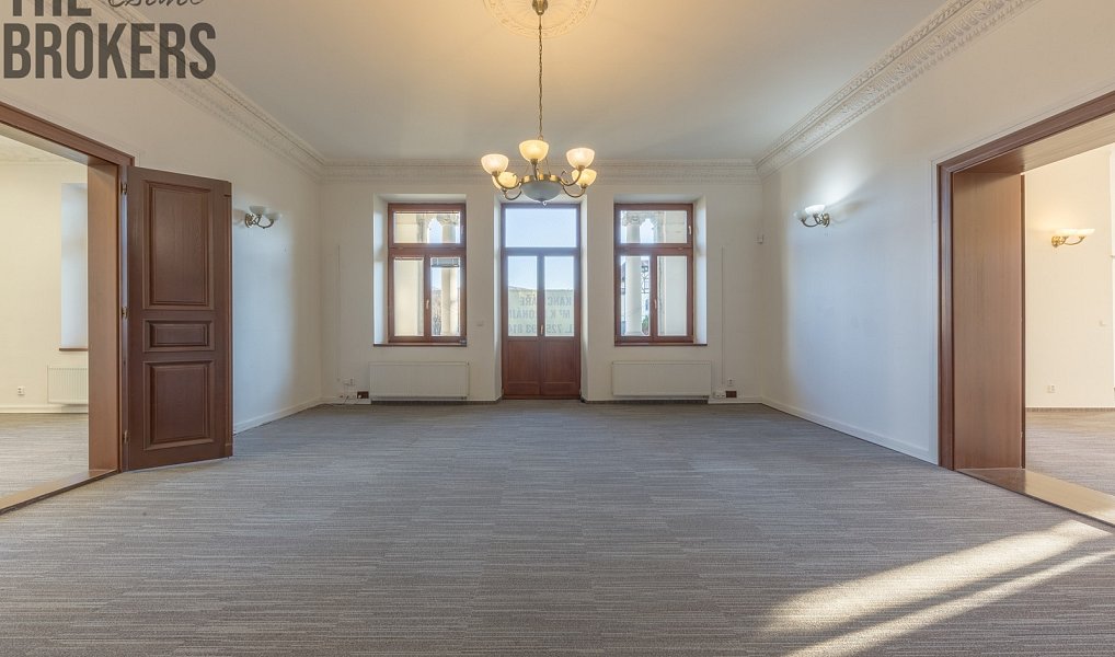 Pronájem kanceláře 230 m², Liberec – náhled fotky 6