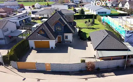 Prodej domu 240 m² s pozemkem 1 335 m², Pardubice - Dražkovice