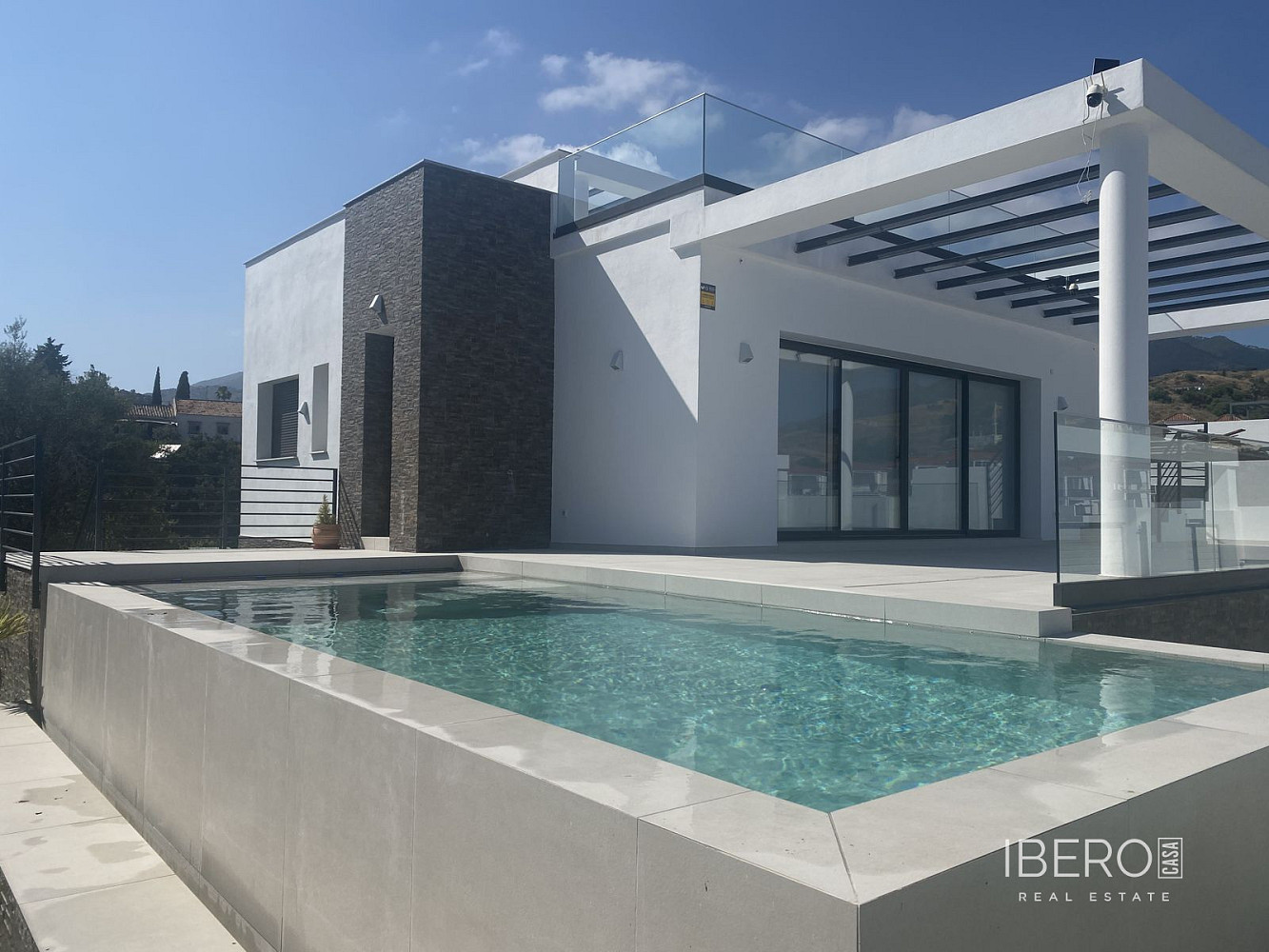 Prodej domu 217 m² s pozemkem 417 m²