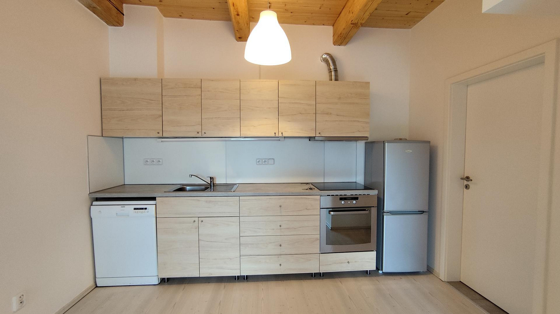 Pronájem bytu 2+kk 50 m² — photo 2