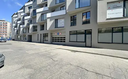 Pronájem garážového stání na ulici Křenová, Křenová, Brno - Trnitá