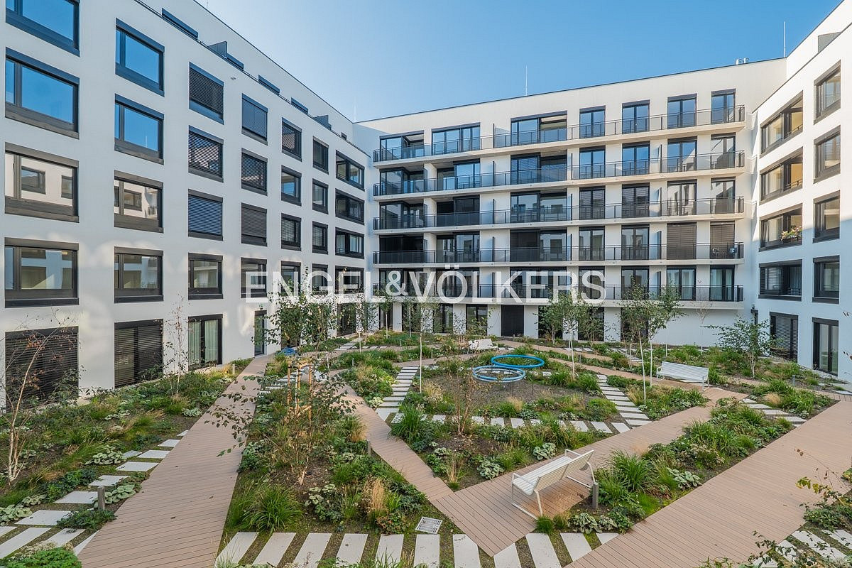 Pronájem bytu 2+kk 54 m² – fotografie 3