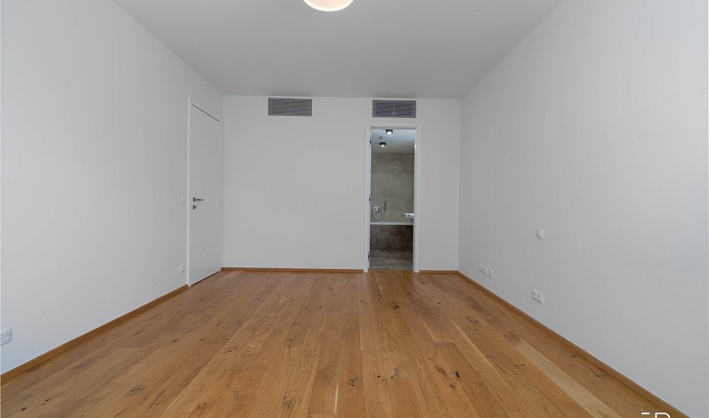 Pronájem bytu 3+kk 95 m², Praha – náhled fotky 14