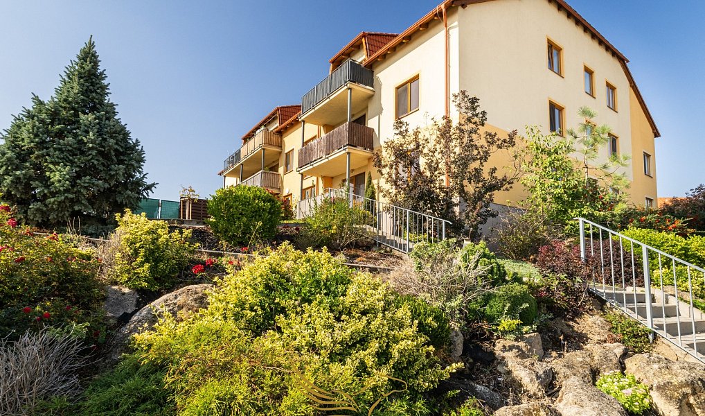 Prodej bytu 3+kk 68 m², Holubice – náhled fotky 24
