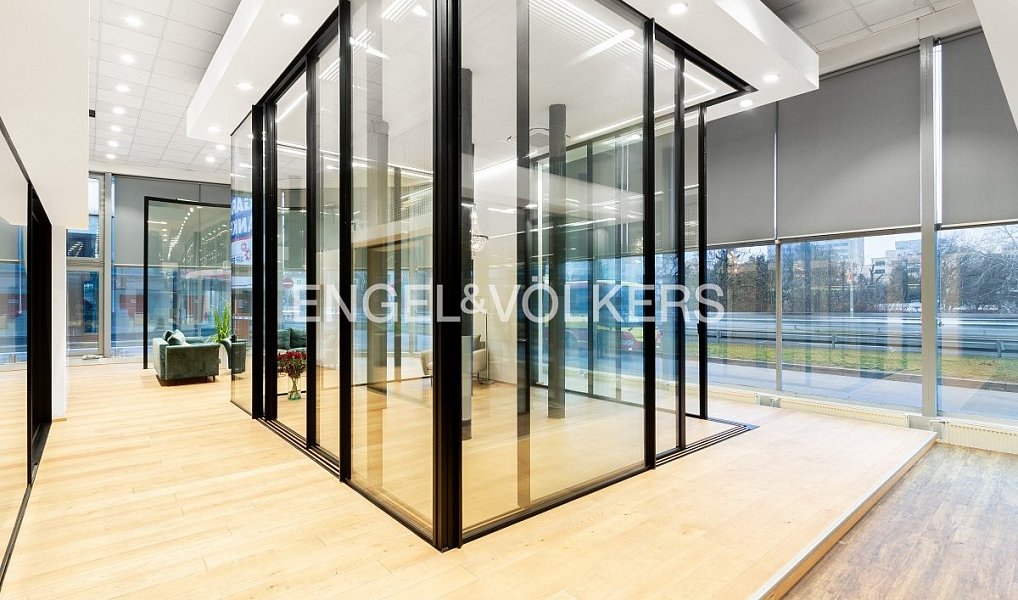 Pronájem obchodních prostor 1 520 m², Praha – náhled fotky 4