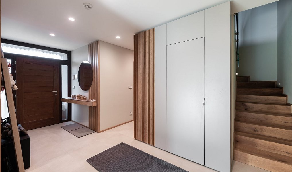 Prodej domu 336 m² s pozemkem 1 240 m², Líšnice – náhled fotky 11