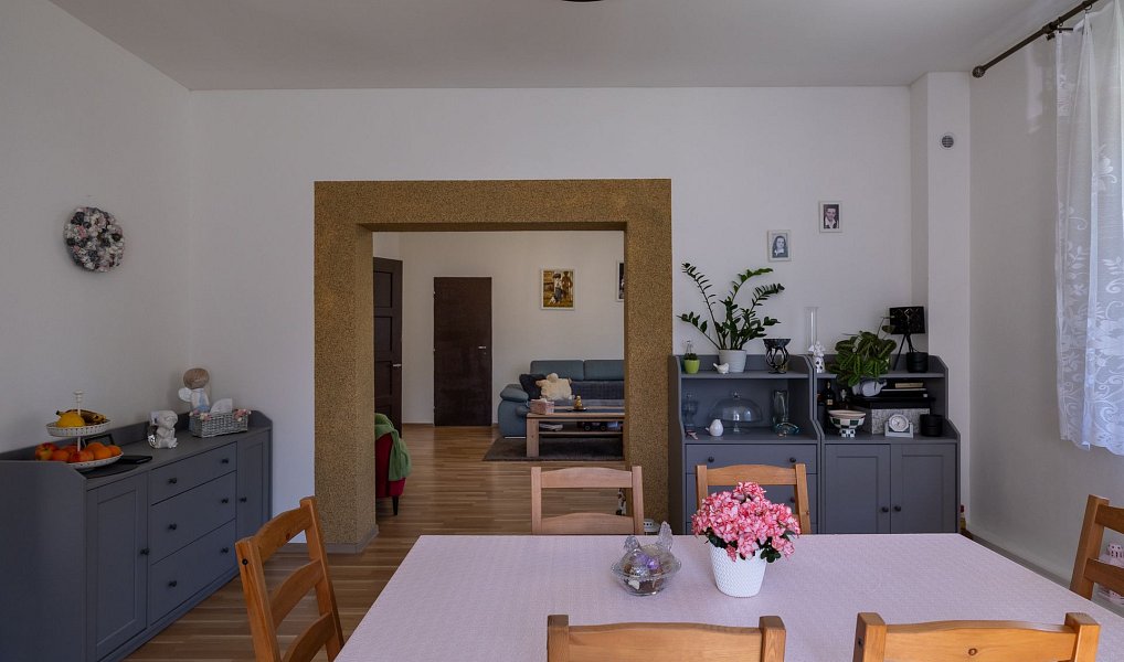 Prodej domu 280 m² s pozemkem 2 863 m², Frenštát pod Radhoštěm – náhled fotky 2
