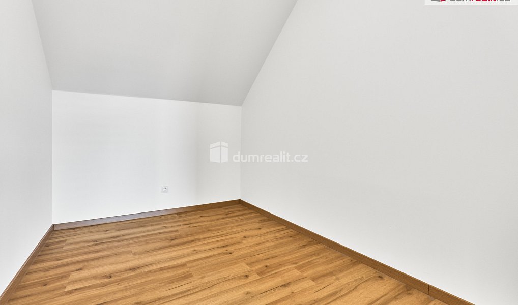 Prodej domu 160 m² s pozemkem 470 m², Ruda – náhled fotky 27