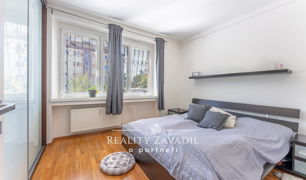 Prodej bytu 3+1 77 m², Praha – náhled fotky 9