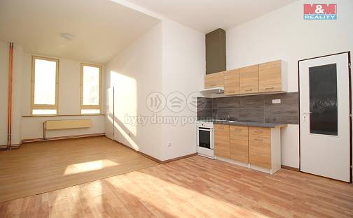 Pronájem bytu 2+kk 36 m², Horská, Trutnov - Střední Předměstí