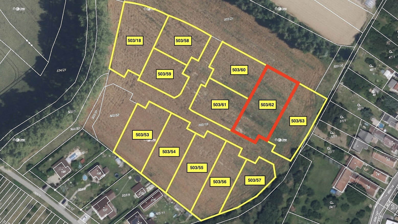 Prodej stavebního pozemku 1 390 m² – fotografie 3