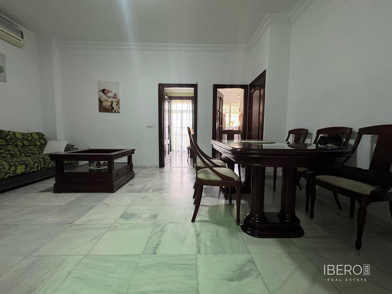 Prodej domu 375 m² s pozemkem 113 m²
