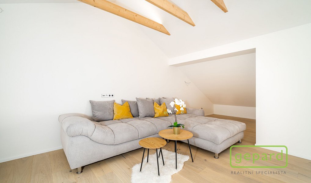 Prodej bytu 3+kk 92 m², Praha – náhled fotky 2