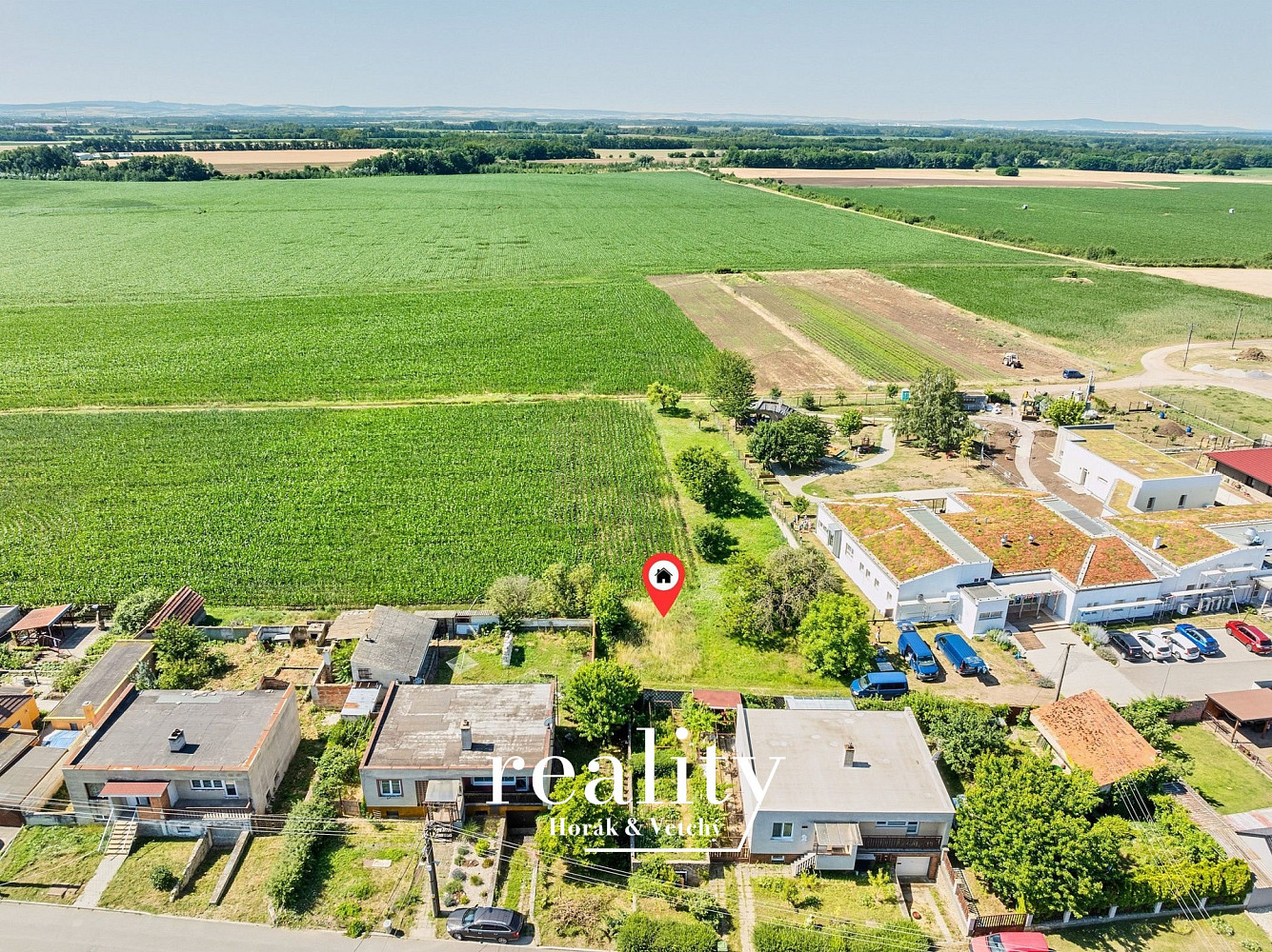 Prodej stavebního pozemku 1 779 m² – fotografie 4