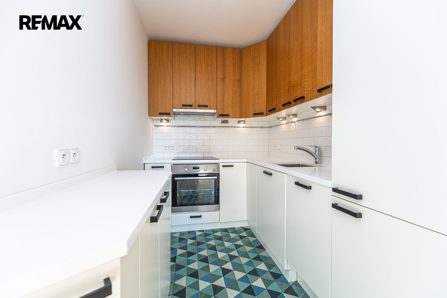 Pronájem bytu 2+kk 43 m²