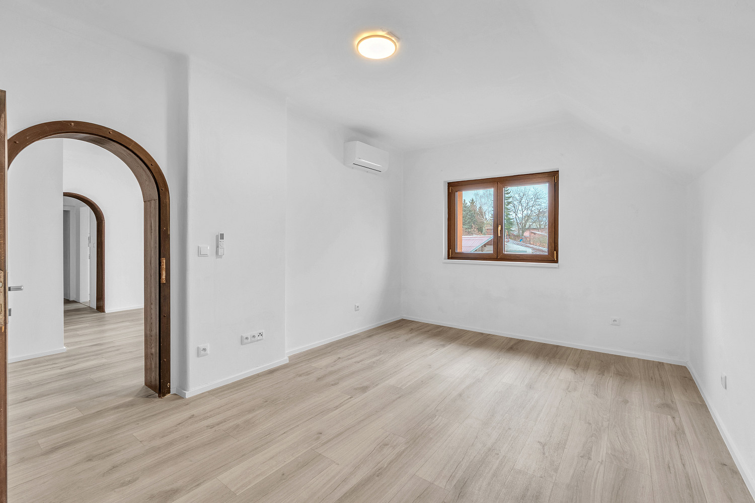 Pronájem bytu 2+1 55 m² – fotografie 5
