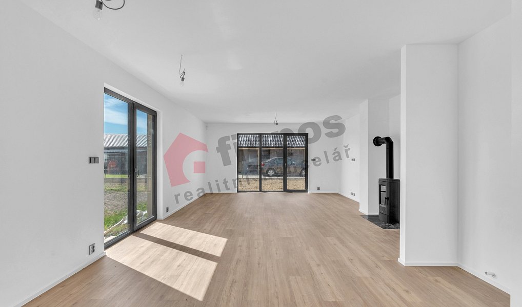 Prodej domu 125 m² s pozemkem 882 m², Moravany – náhled fotky 6