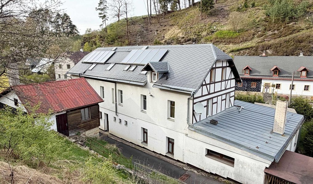 Prodej ubytovacího objektu 640 m², Jetřichovice – náhled fotky 8