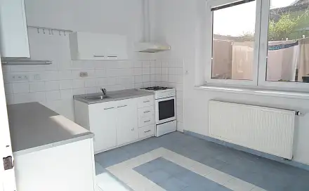 Pronájem bytu 2+1 58 m², Prokopa Holého, Hradec Králové - Pražské Předměstí