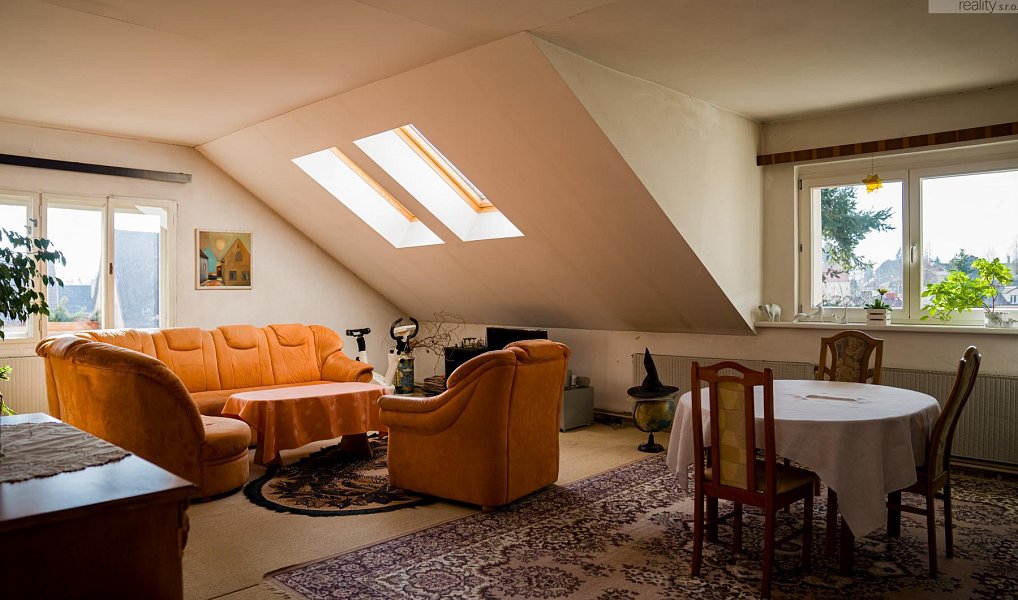 Prodej domu 291 m² s pozemkem 2 236 m², Dubí – náhled fotky 18