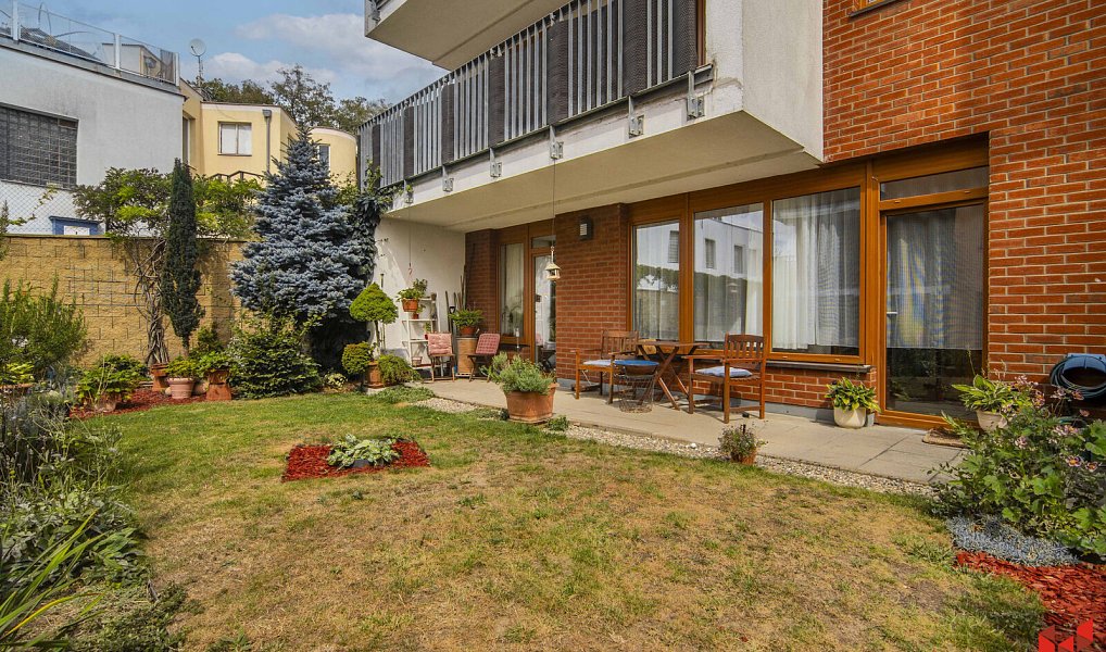 Prodej bytu 2+kk 58 m², Praha – náhled fotky 22