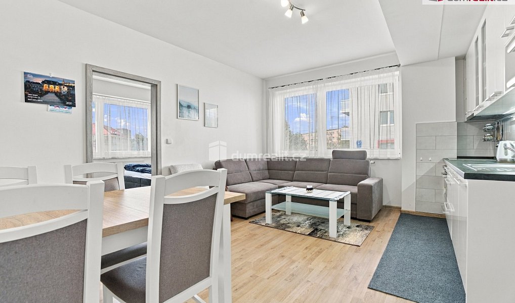 Prodej bytu 2+kk 47 m², Ostrov – náhled fotky 5