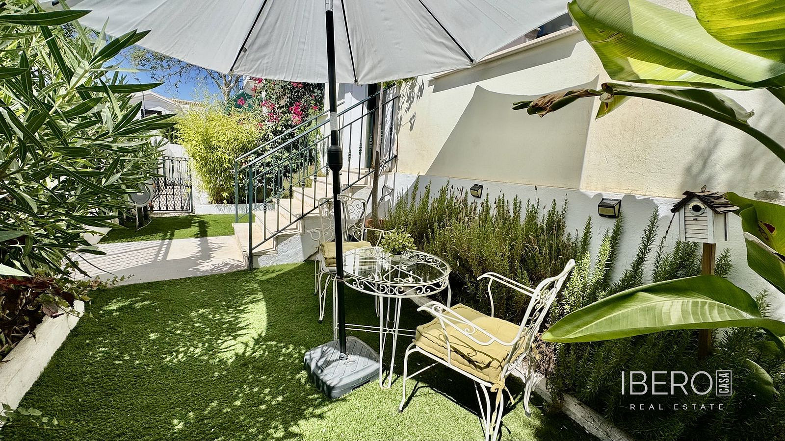 Prodej domu 221 m² s pozemkem 145 m²