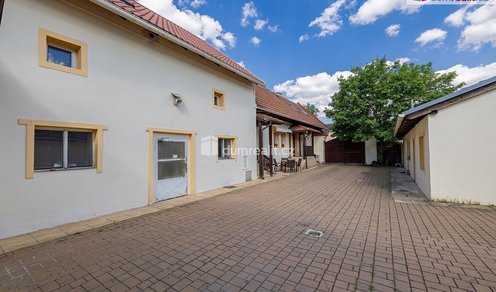Pronájem výrobních prostor 4 300 m², Doksy – náhled fotky 5