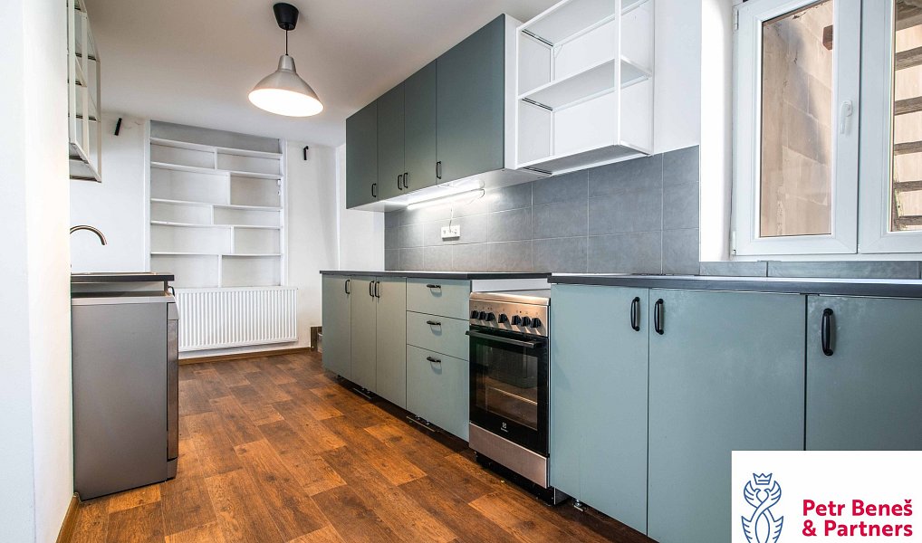 Prodej domu 189 m² s pozemkem 450 m², Rakovník – náhled fotky 4