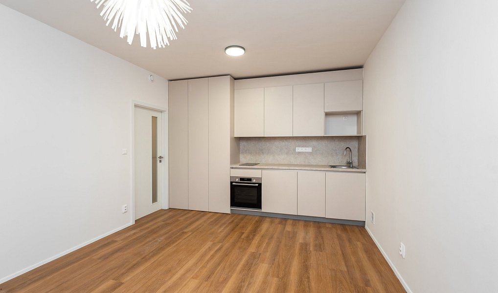Prodej bytu 2+kk 43 m², Praha – fotka 1 z 12