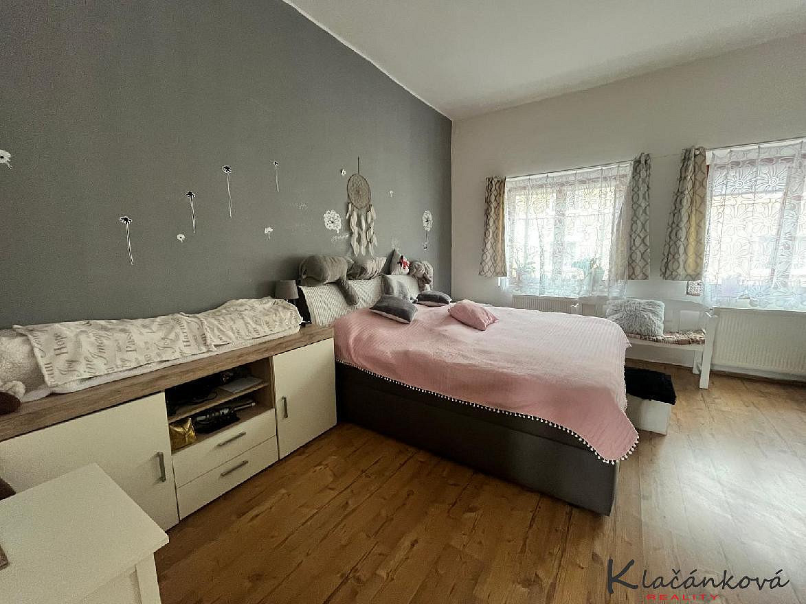 Prodej domu 250 m² s pozemkem 428 m² — photo 2