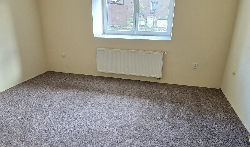 Prodej domu 180 m² s pozemkem 382 m², Stará Huť – náhled fotky 6