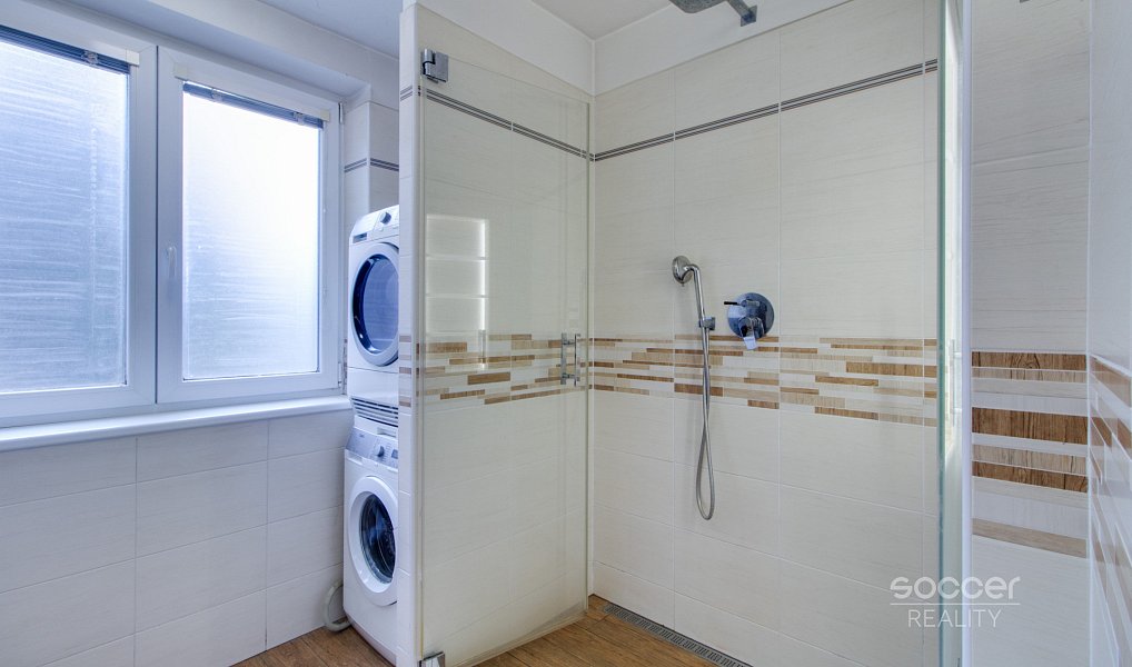 Pronájem bytu 3+kk 70 m², Praha – náhled fotky 3