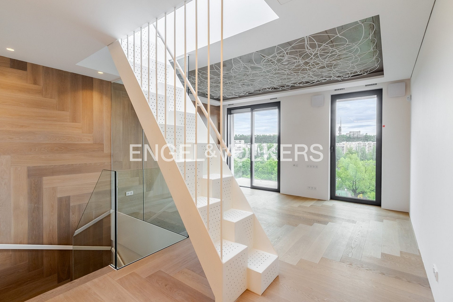 Pronájem bytu 3+kk 96 m²