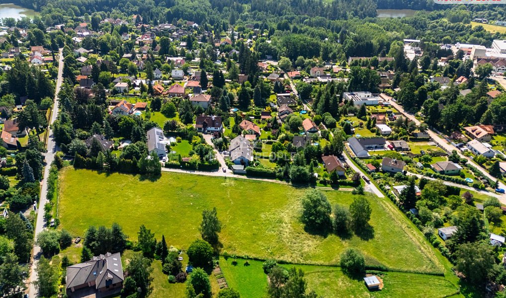 Prodej stavebního pozemku 1 233 m², Kamenice – náhled fotky 11