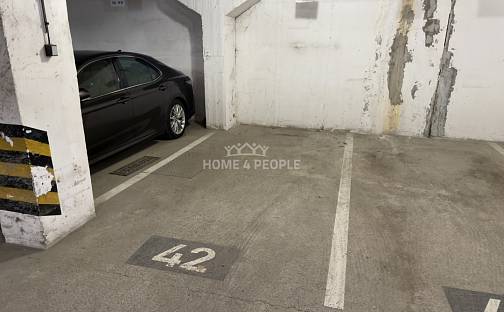 Prodej garážového stání Kamýk, Růženínská, Praha 4 - Kamýk