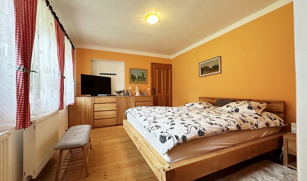 Prodej chaty/chalupy 400 m² s pozemkem 2 527 m², Bystřec – náhled fotky 28