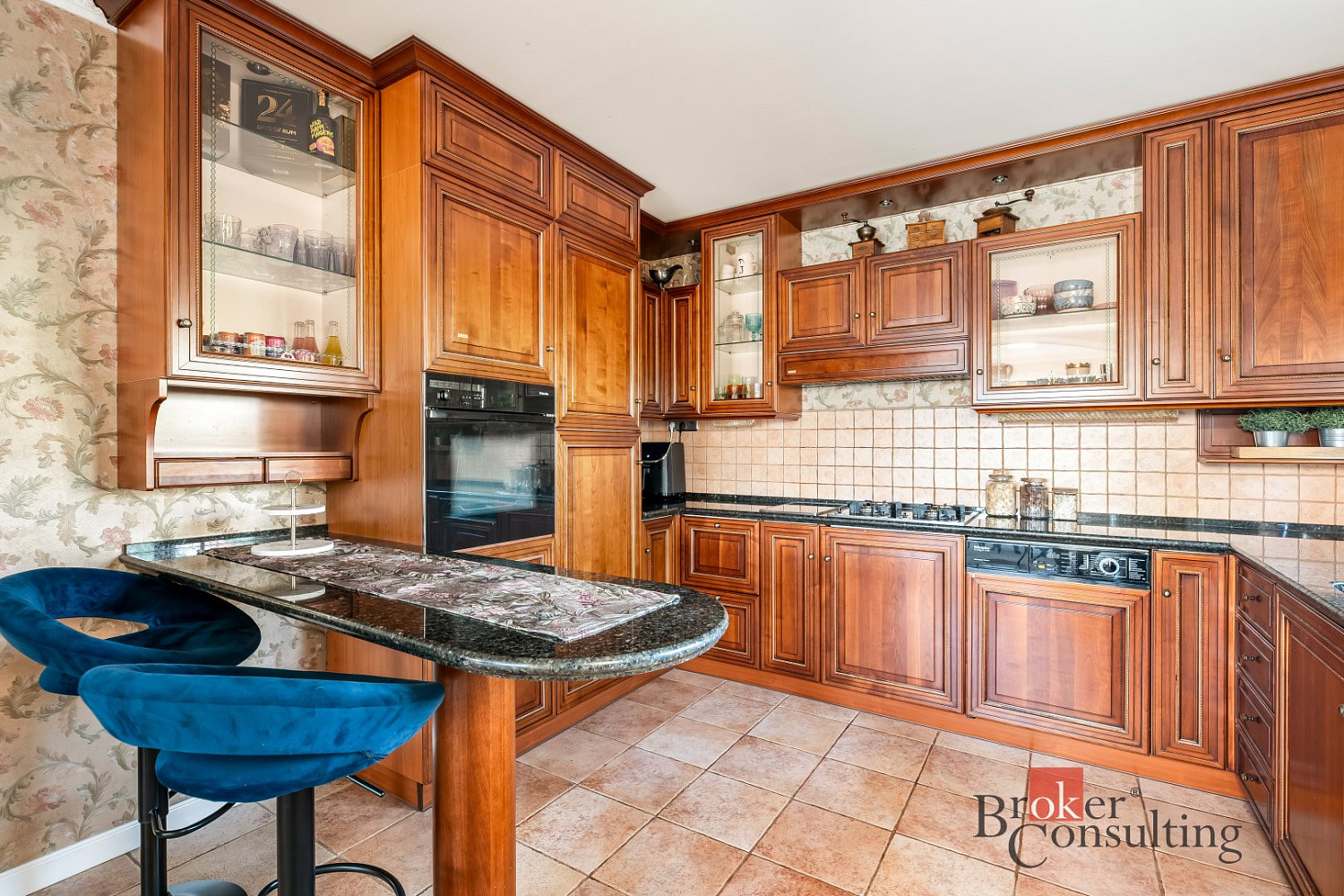 Prodej domu 287 m² s pozemkem 654 m² – fotografie 5