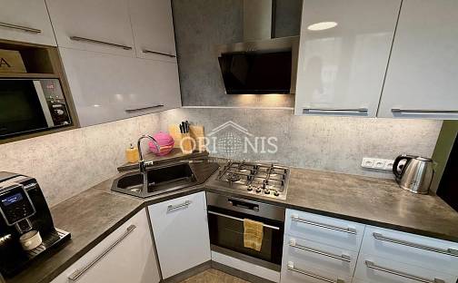 Prodej bytu 3+1 72 m², Cihlářská, Chomutov